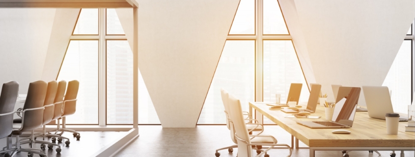 Триъгълни и трапецовидни прозорци